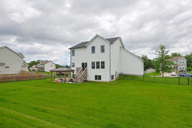 10203 Roszalka Court, Granger, IN 46530