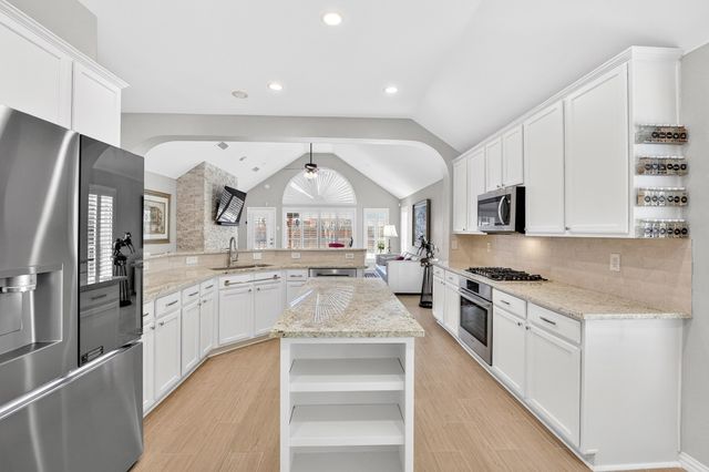 4012 Kenwood Drive, Flower Mound, TX 75022