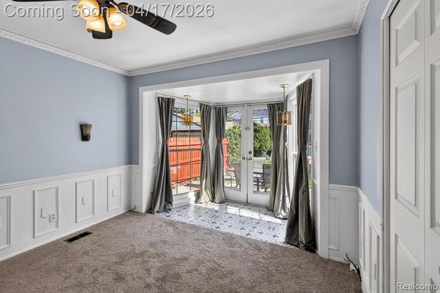 15720 Regina Avenue, Allen Park, MI 48101