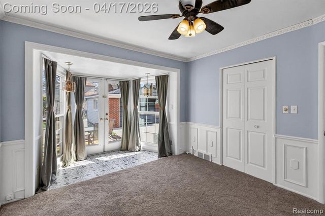 15720 Regina Avenue, Allen Park, MI 48101