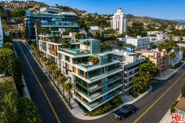 8420 W Sunset Boulevard 107, West Hollywood, CA 90069