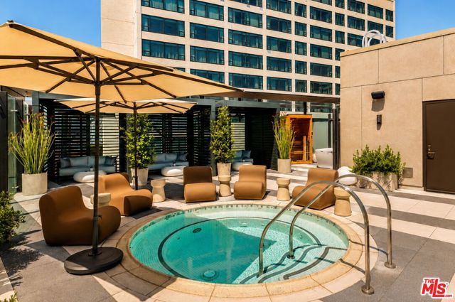 8420 W Sunset Boulevard 107, West Hollywood, CA 90069