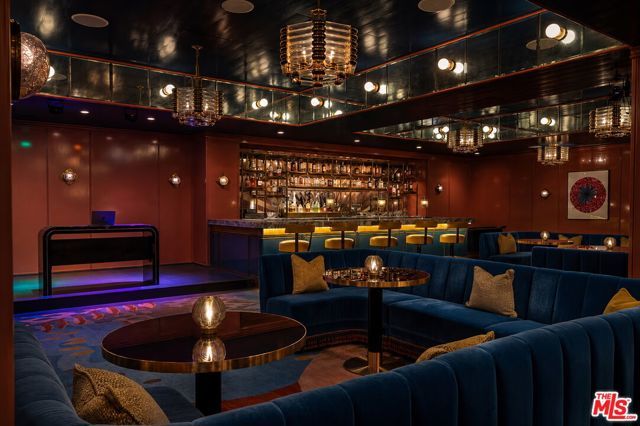 8420 W Sunset Boulevard 107, West Hollywood, CA 90069