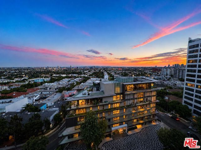 8420 W Sunset Boulevard 107, West Hollywood, CA 90069