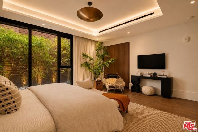 8420 W Sunset Boulevard 107, West Hollywood, CA 90069