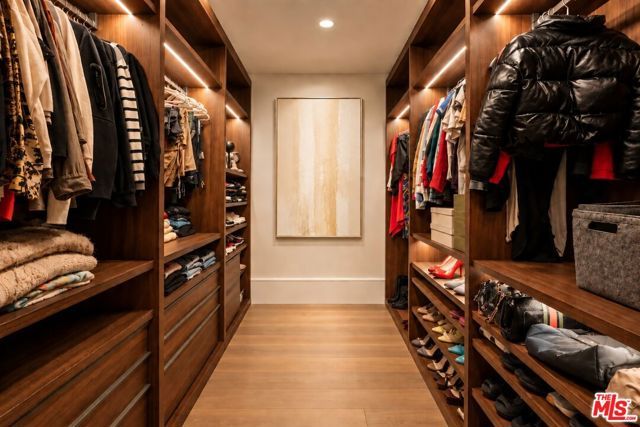 8420 W Sunset Boulevard 107, West Hollywood, CA 90069