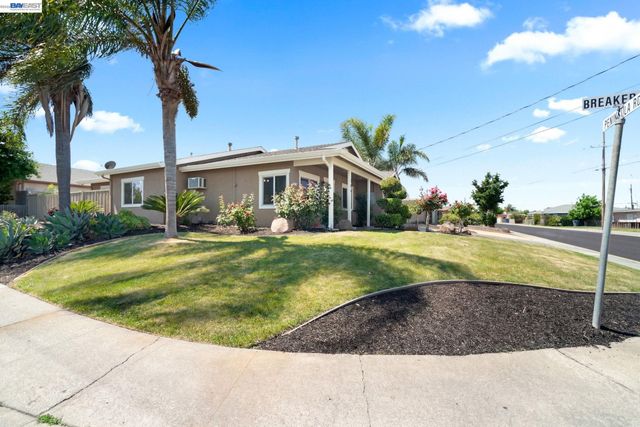 167 Peninsula Road, Bay Point, CA 94565