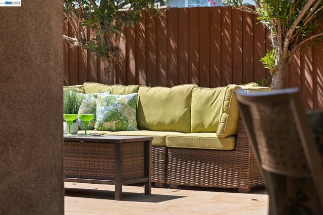 167 Peninsula Road, Bay Point, CA 94565