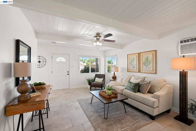 167 Peninsula Road, Bay Point, CA 94565