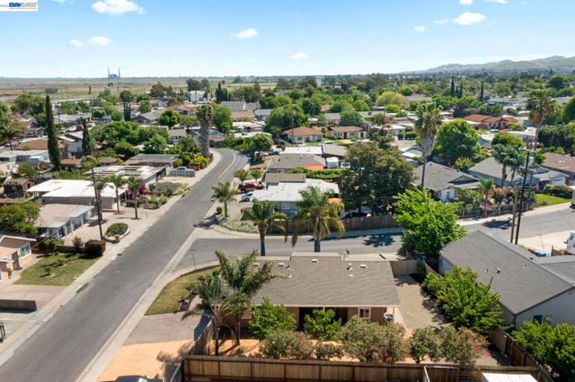 167 Peninsula Road, Bay Point, CA 94565