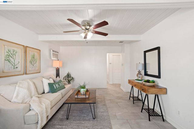 167 Peninsula Road, Bay Point, CA 94565