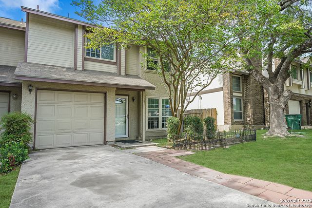 12215 Stoney Xing, San Antonio, TX 78247