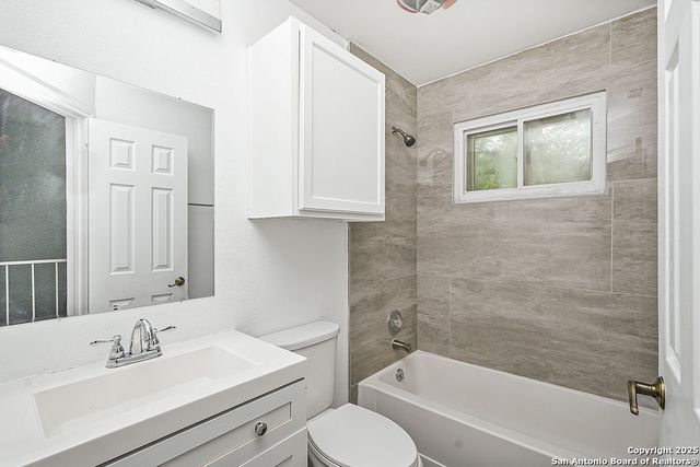 12215 Stoney Xing, San Antonio, TX 78247