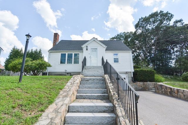 16 Lohnes Rd, Framingham, MA 01701