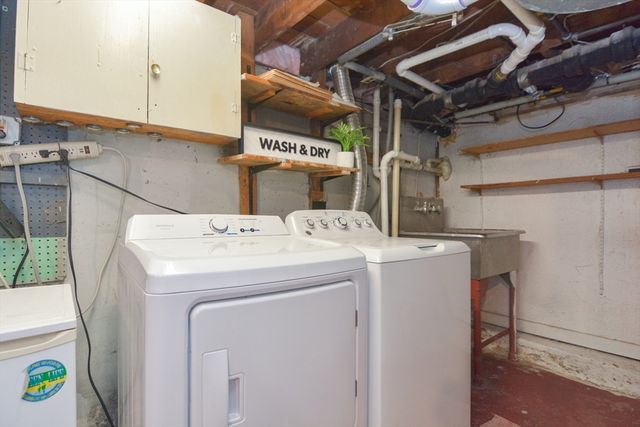16 Lohnes Rd, Framingham, MA 01701