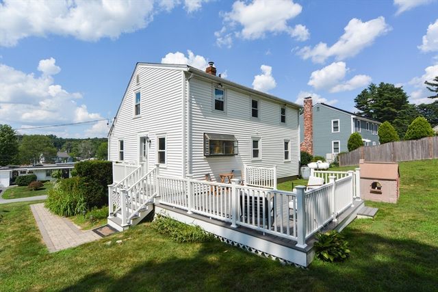16 Lohnes Rd, Framingham, MA 01701