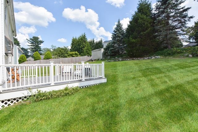 16 Lohnes Rd, Framingham, MA 01701