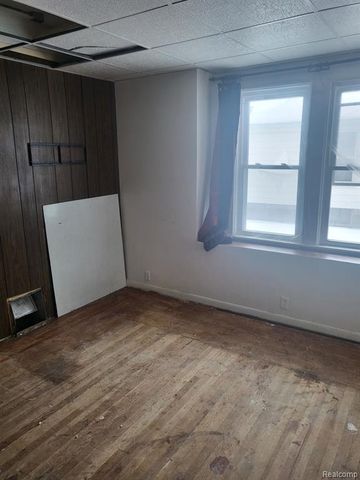 1401 Michigan Avenue, Bay City, MI 48708