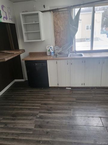 1401 Michigan Avenue, Bay City, MI 48708