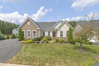15 HERITAGE DR, Zion Crossroads, VA 22942