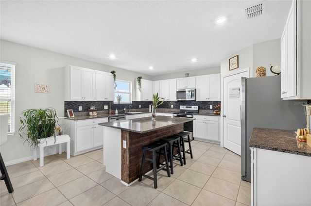 9649 BLACK WALNUT DRIVE, Clermont, FL 34715