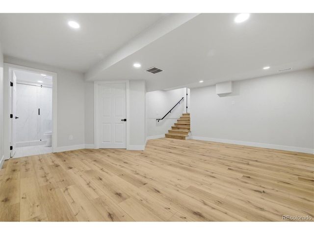 4530 S Verbena St 322, Denver, CO 80237