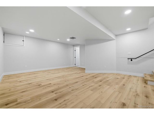 4530 S Verbena St 322, Denver, CO 80237