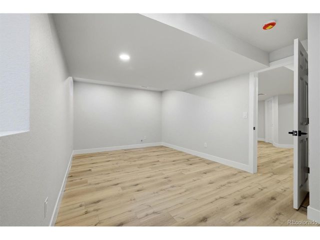 4530 S Verbena St 322, Denver, CO 80237