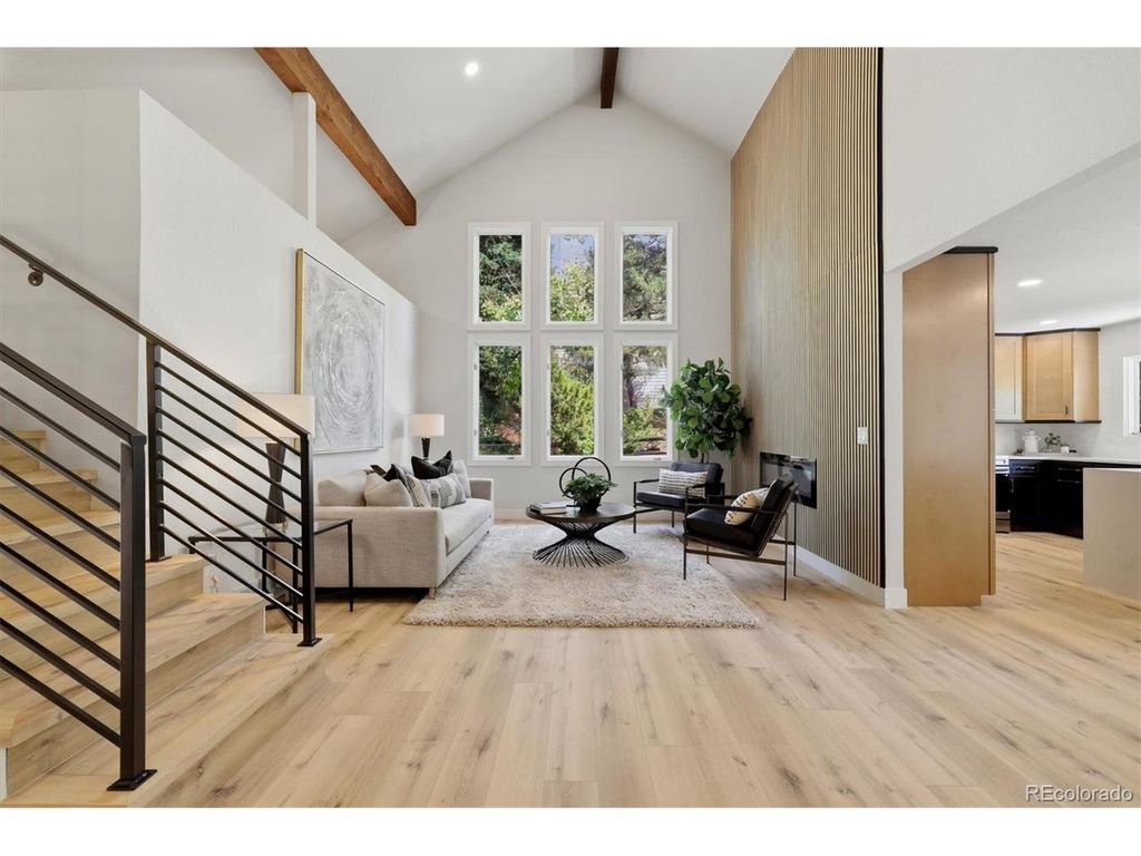 4530 S Verbena St 322, Denver, CO 80237