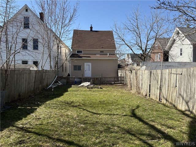 73 Hunt Avenue, Buffalo, NY 14207