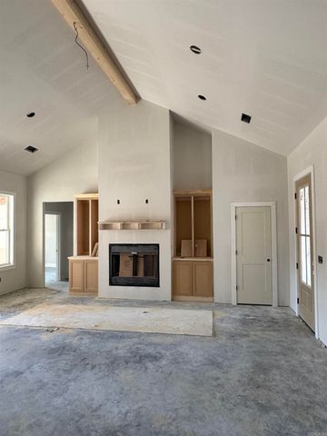 323 Maderas Drive, Hot Springs Village, AR 71909