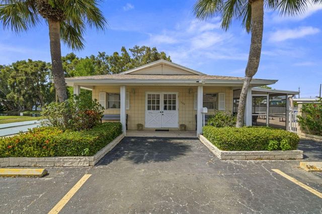 834 CAMBRIDGE COURT, Dunedin, FL 34698