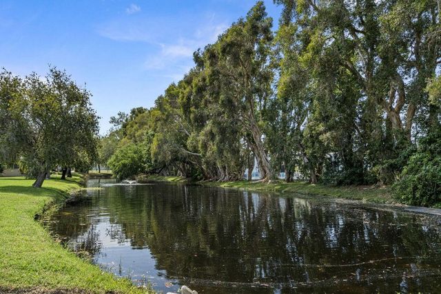 834 CAMBRIDGE COURT, Dunedin, FL 34698