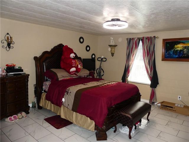 3939 Laurens Lane, Snellville, GA 30039