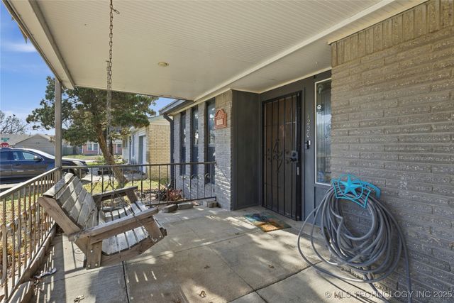 1220 S A Street, Skiatook, OK 74070