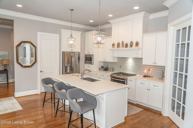 6428 Meeting St, Prospect, KY 40059