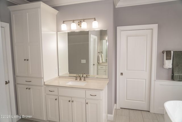 6428 Meeting St, Prospect, KY 40059