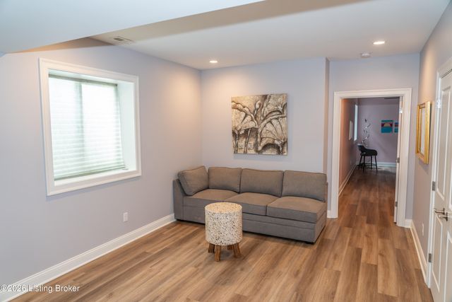 6428 Meeting St, Prospect, KY 40059