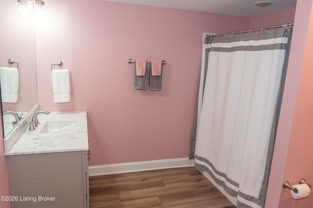 6428 Meeting St, Prospect, KY 40059