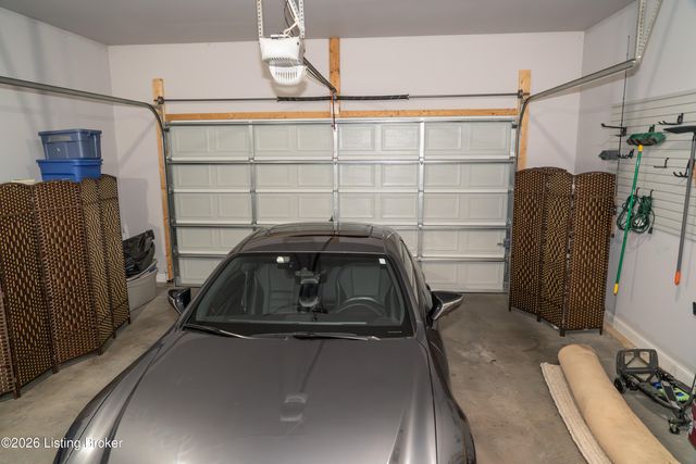 6428 Meeting St, Prospect, KY 40059