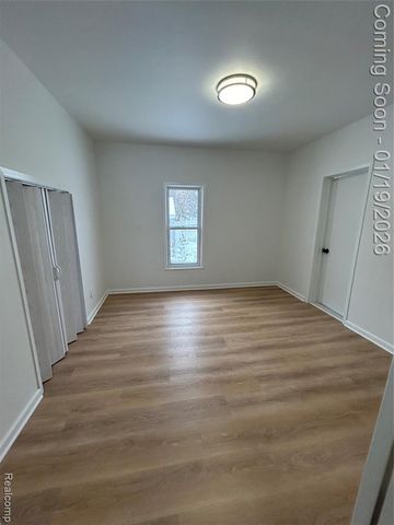 57 Madison Avenue, Mount Clemens, MI 48043