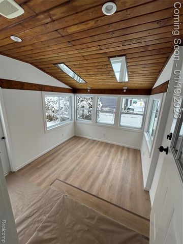 57 Madison Avenue, Mount Clemens, MI 48043