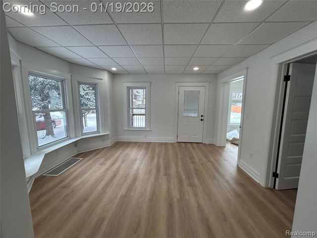 57 Madison Avenue, Mount Clemens, MI 48043