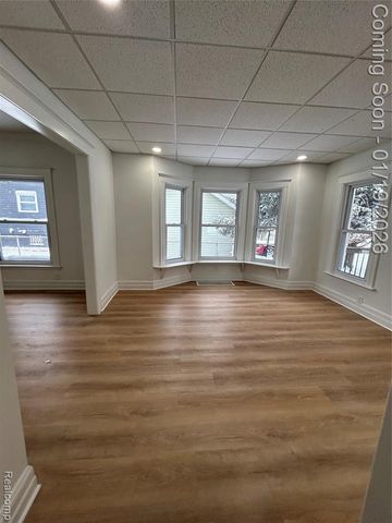 57 Madison Avenue, Mount Clemens, MI 48043