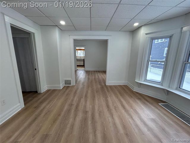 57 Madison Avenue, Mount Clemens, MI 48043