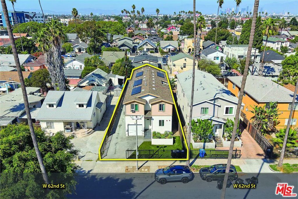 671 W 62nd Street, Los Angeles, CA 90044 — exterior