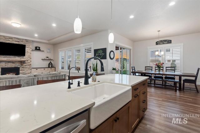 3413 N Hosta Ave, Star, ID 83669