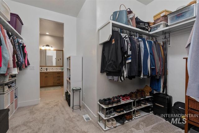 3413 N Hosta Ave, Star, ID 83669