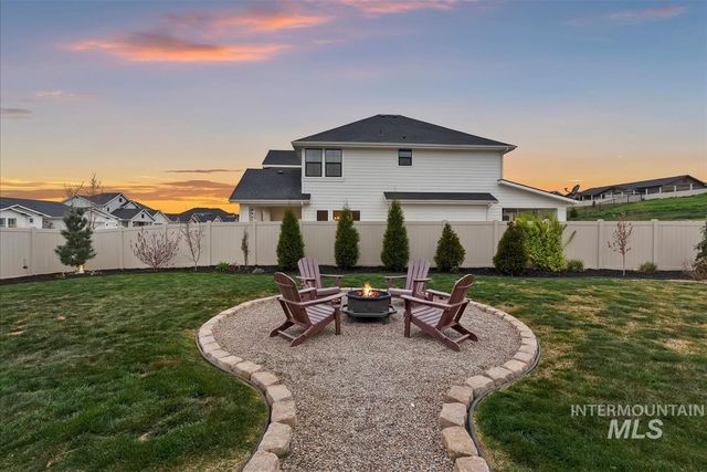 3413 N Hosta Ave, Star, ID 83669