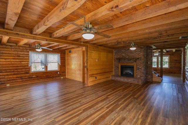 111 CRESCENT LAKE SHORE Drive, Crescent City, FL 32112